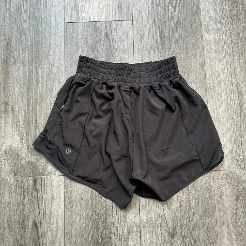 Lululemon Black Shorts with Built-in Liner Women's Size 2 Zip Pocket